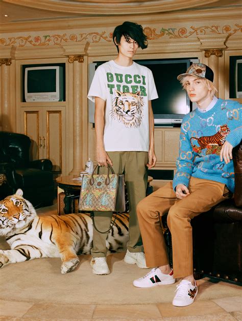 gucci tigre righton|gucci tiger clothing.